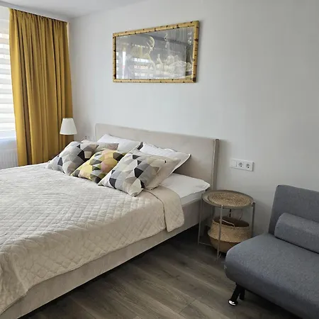 Apartment Urban Oasis By The Sea