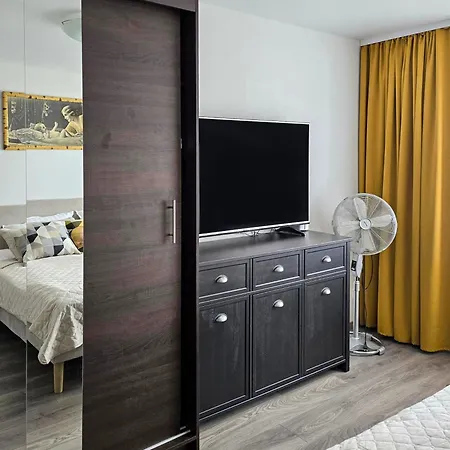 Butas Urban Oasis By The Sea