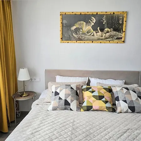 Butas Urban Oasis By The Sea